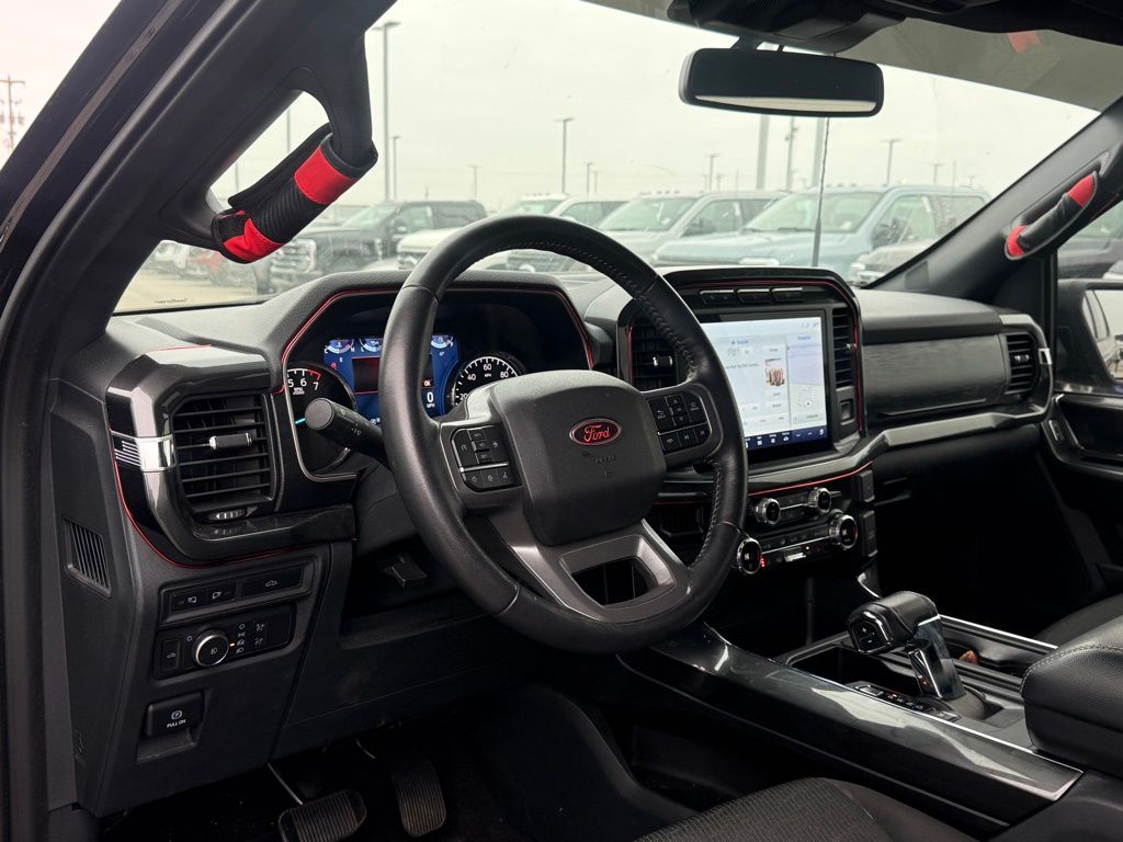 2021 Ford F-150 XLT photo 3