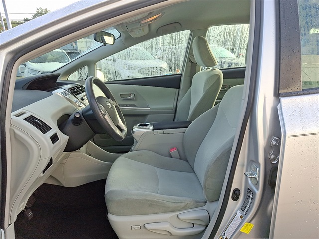2012 Toyota Prius V Three photo 13