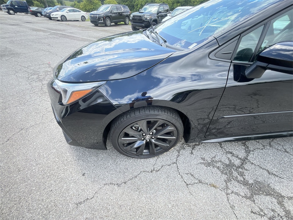 2023 Toyota Corolla SE photo 10