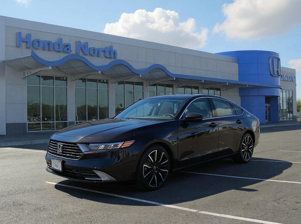 2025 Honda Accord Hybrid Touring's photo