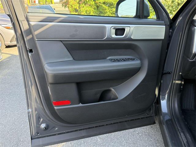 2026 Hyundai Santa Fe SEL photo 21