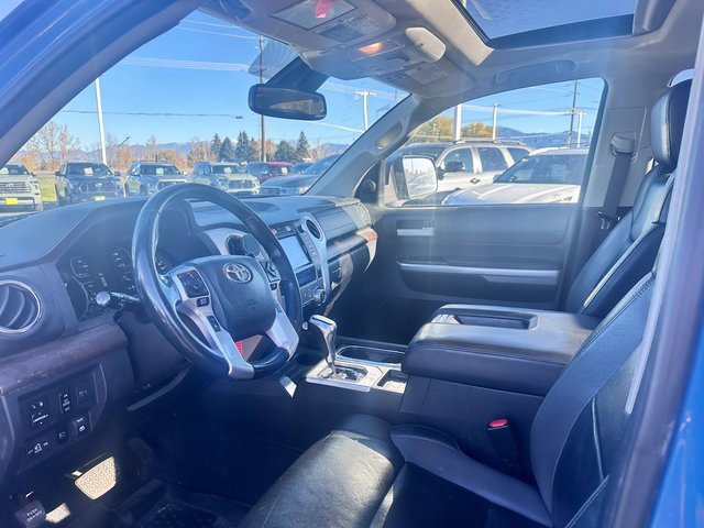 2018 Toyota Tundra SR5 photo 4