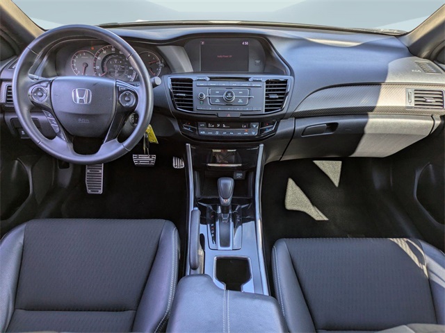 2017 Honda Accord Sport photo 16