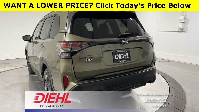 2025 Subaru Forester Premium Base photo 3
