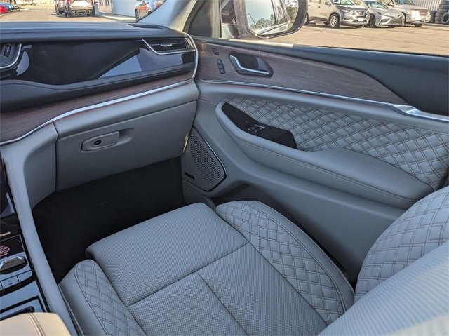 2023 Jeep Grand Cherokee Summit photo 17