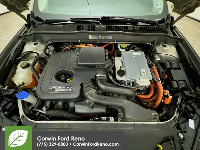 2015 Ford Fusion Energi Titanium photo 27