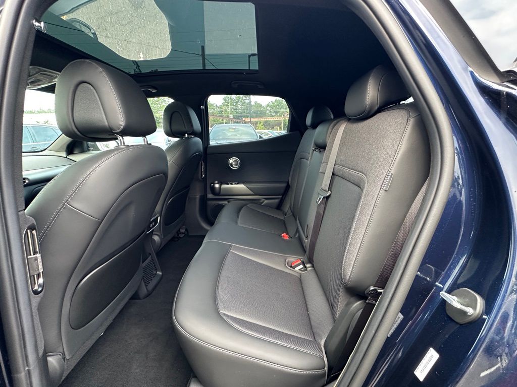 2025 Genesis GV60 Advanced AWD photo 24