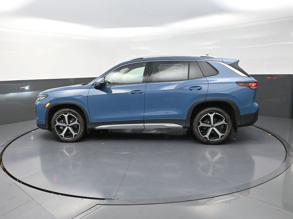 2025 Volkswagen Tiguan SE photo 4