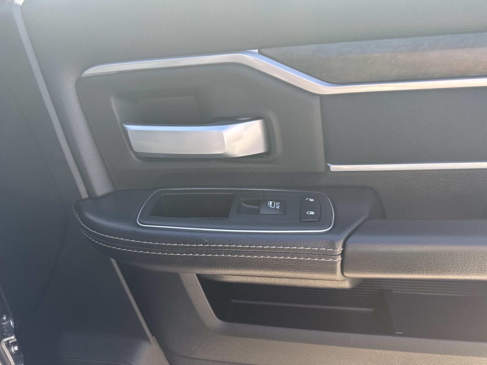 2024 Ram 2500 Big Horn photo 12