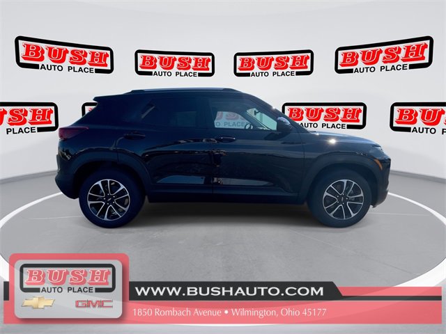 2026 Chevrolet Trailblazer LT photo 3