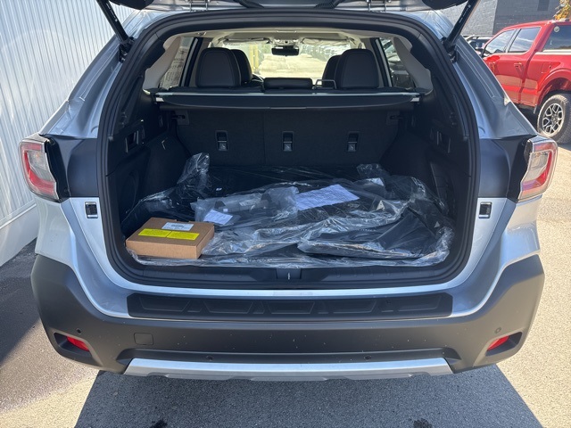 2025 Subaru Outback Touring XT photo 20