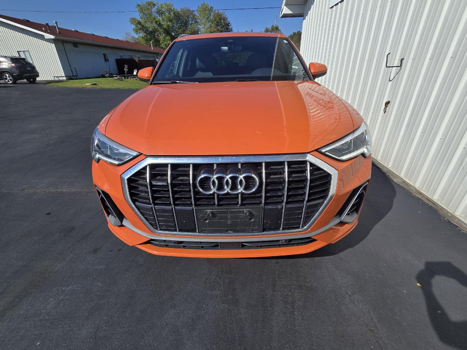 2023 Audi Q3 S line Premium photo 2