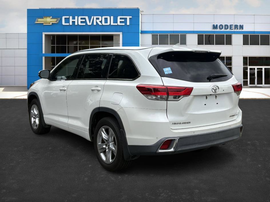 2017 Toyota Highlander Limited photo 3