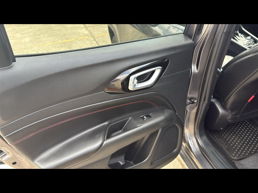 2023 Jeep Compass Trailhawk photo 23