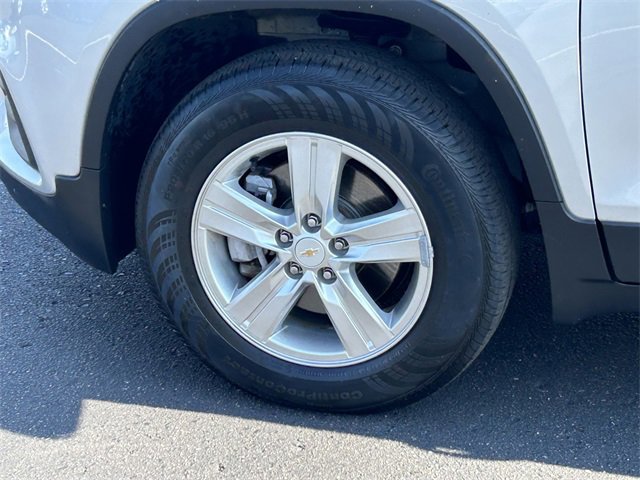 2022 Chevrolet Trax LS photo 28