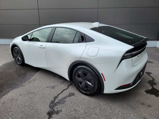 2023 Toyota Prius Prime XSE Premium photo 3