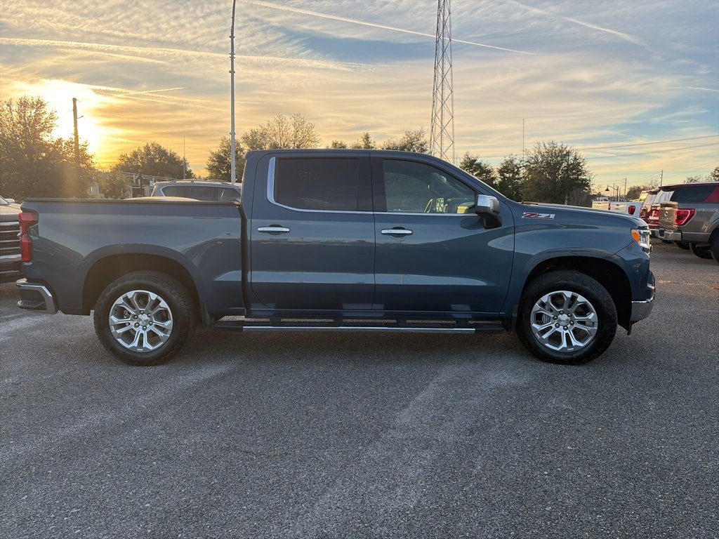 2024 Chevrolet Silverado 1500 LTZ photo 4