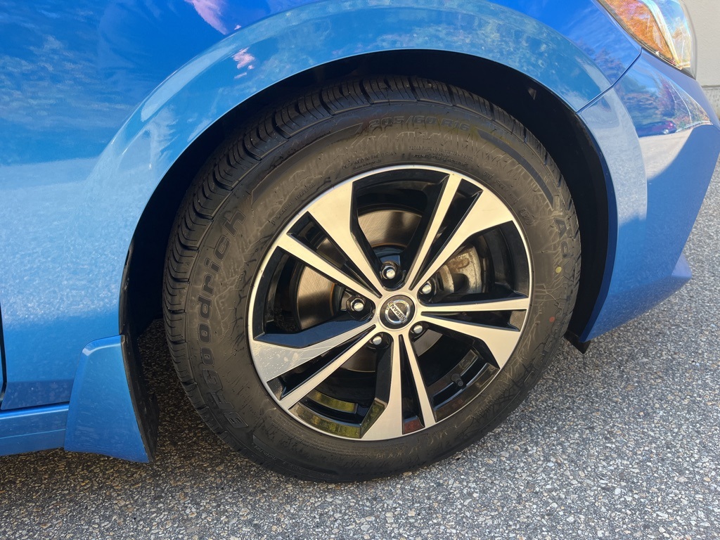 2020 Nissan Sentra SV photo 4