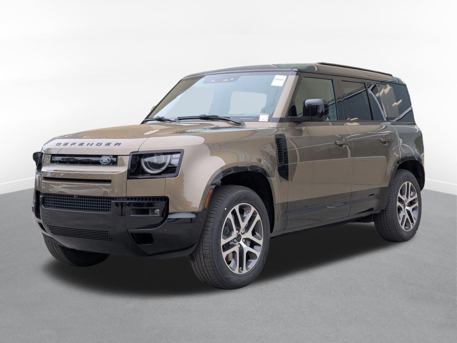 2026 Land Rover Defender X-Dynamic SE's photo