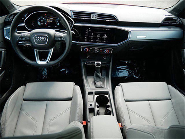 2022 Audi Q3 S line Premium Plus photo 11