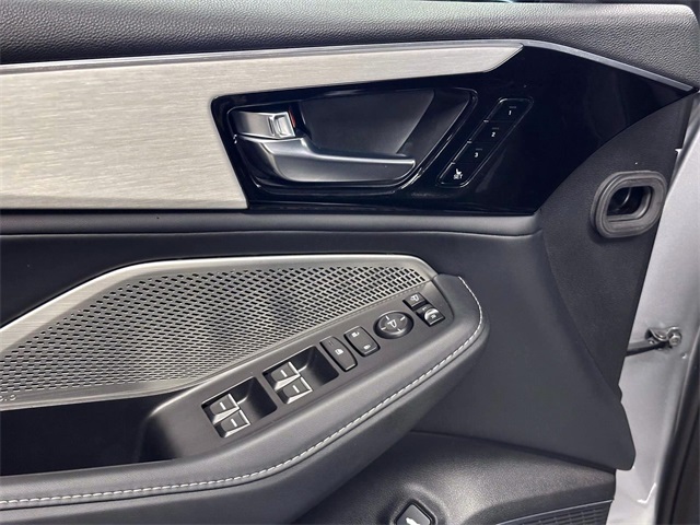 2023 Acura MDX Technology SH-AWD photo 13