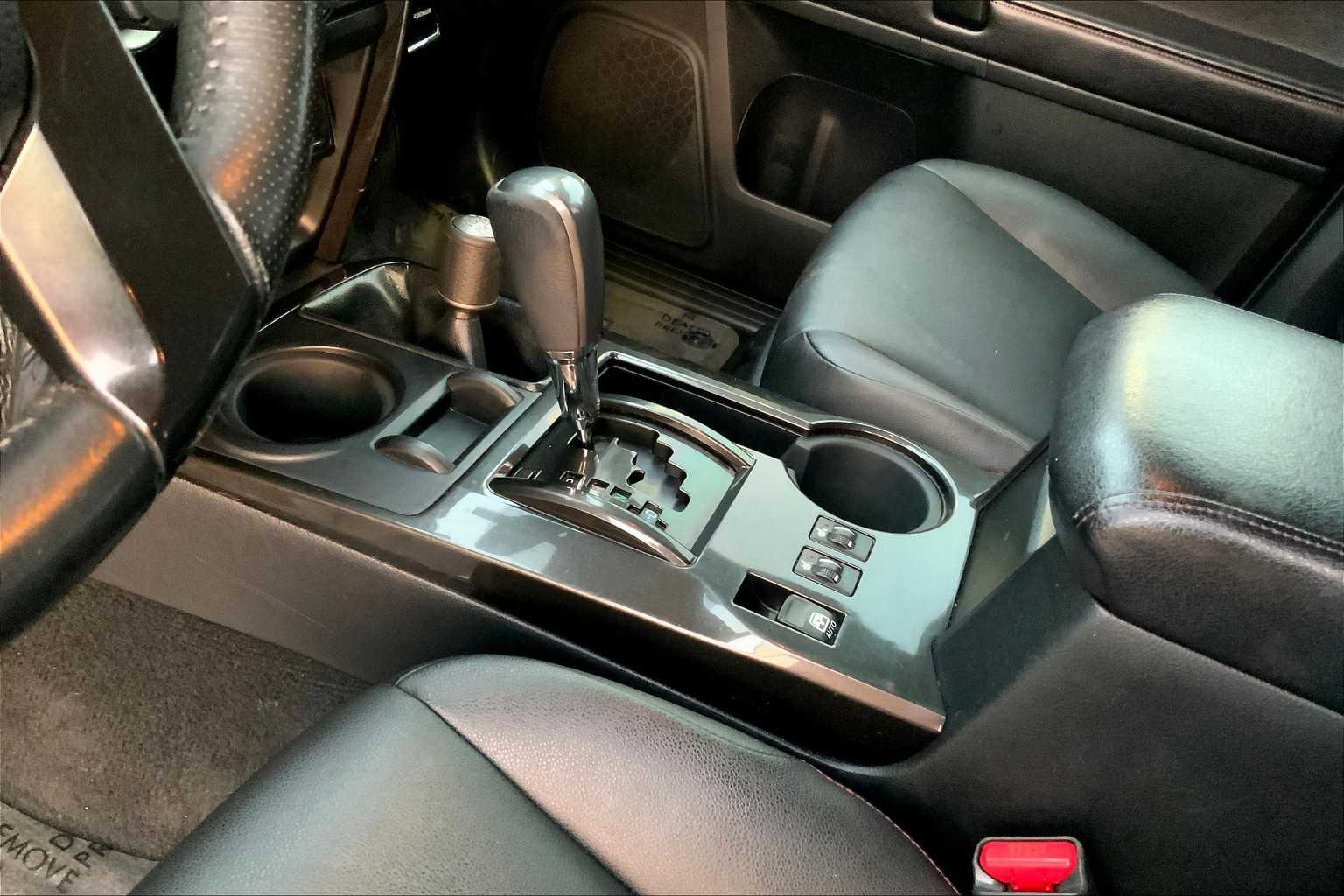 2016 Toyota 4Runner Trail Premium photo 15