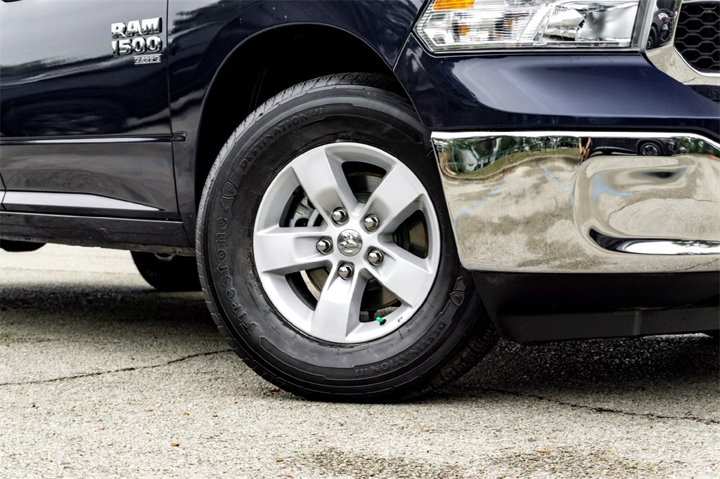 2022 Ram 1500 Classic SLT photo 2