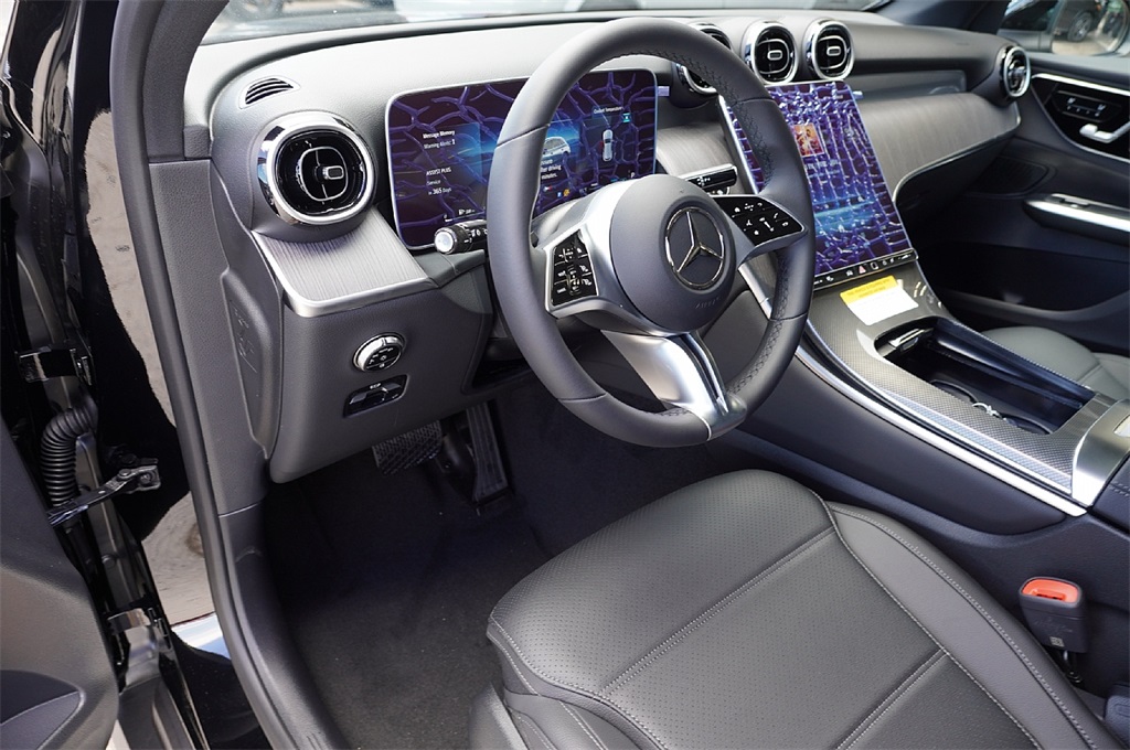 2026 Mercedes Benz GLC 300 photo 18