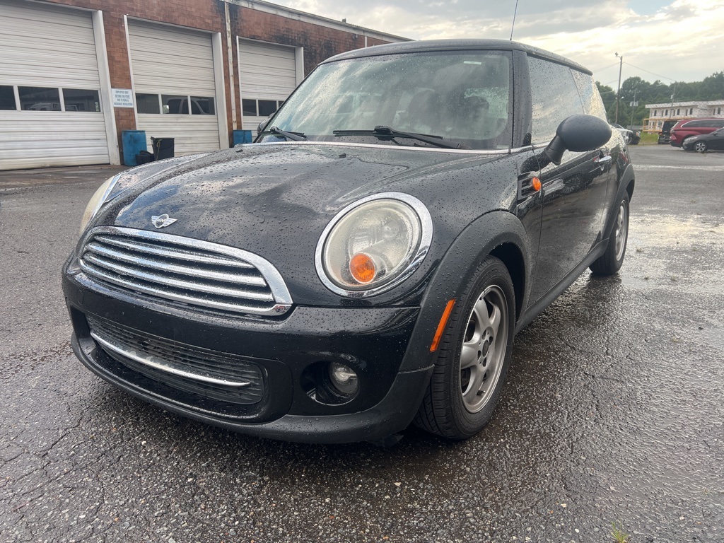 2011 Mini Cooper Base photo 2