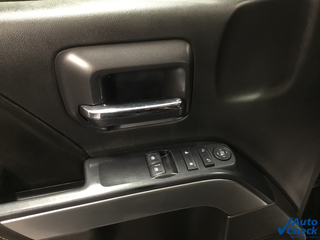 2017 Chevrolet Silverado 1500 LT photo 24
