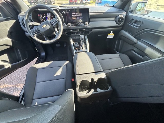 2026 Chevrolet Colorado Work Truck photo 13