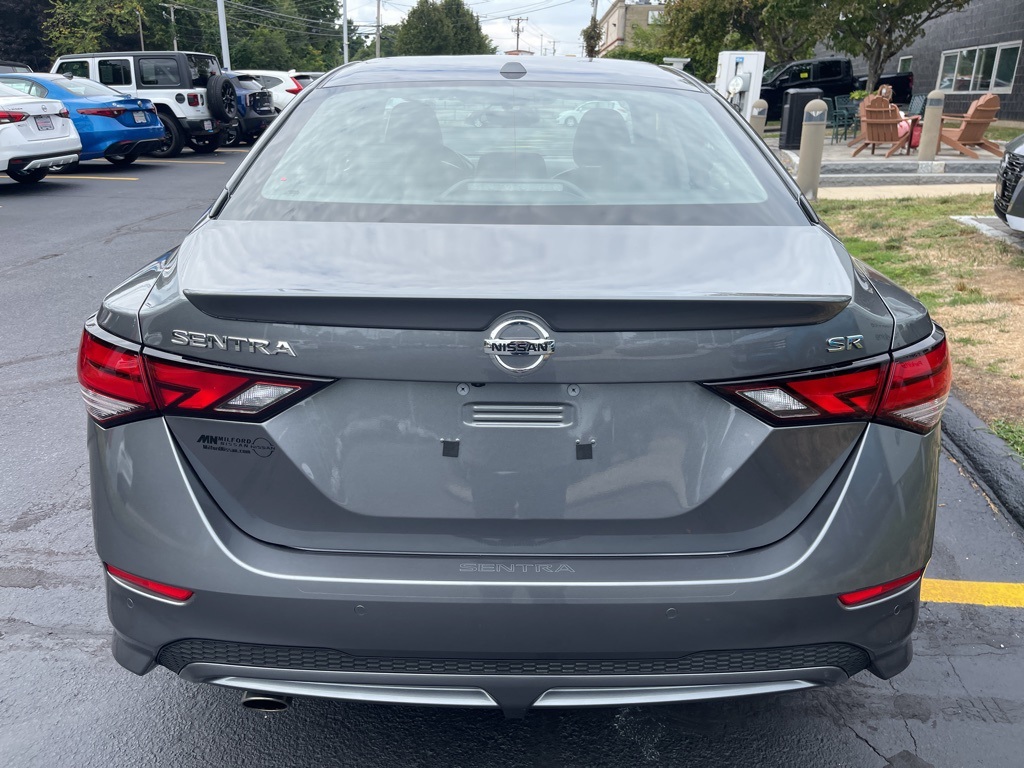 2023 Nissan Sentra SR Premium photo 4