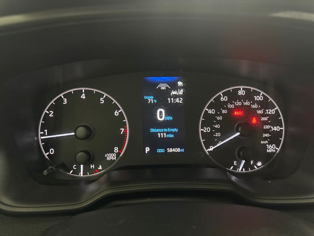 2023 Toyota Corolla LE photo 10