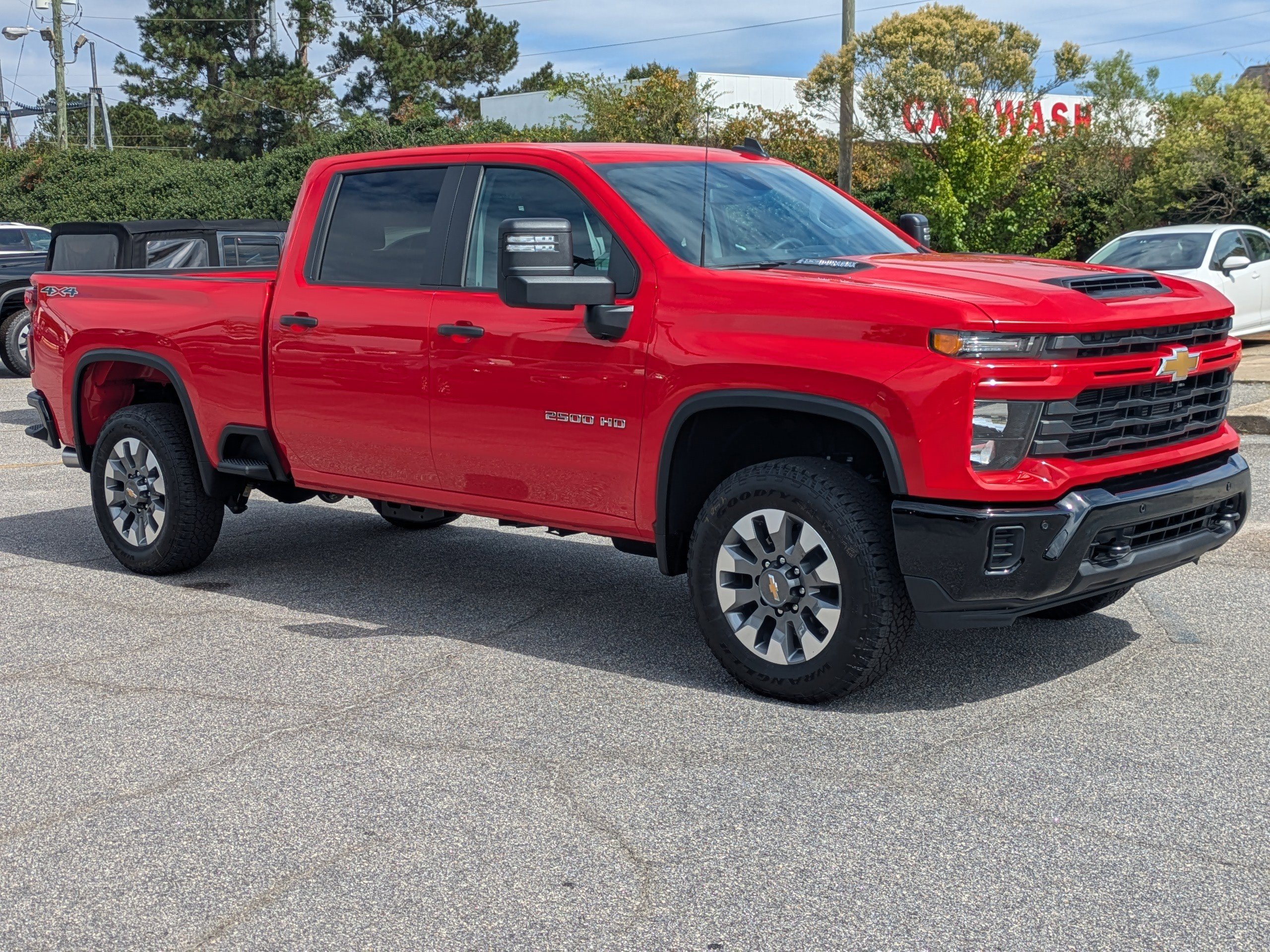 2026 Chevrolet Silverado 2500HD Custom photo 2
