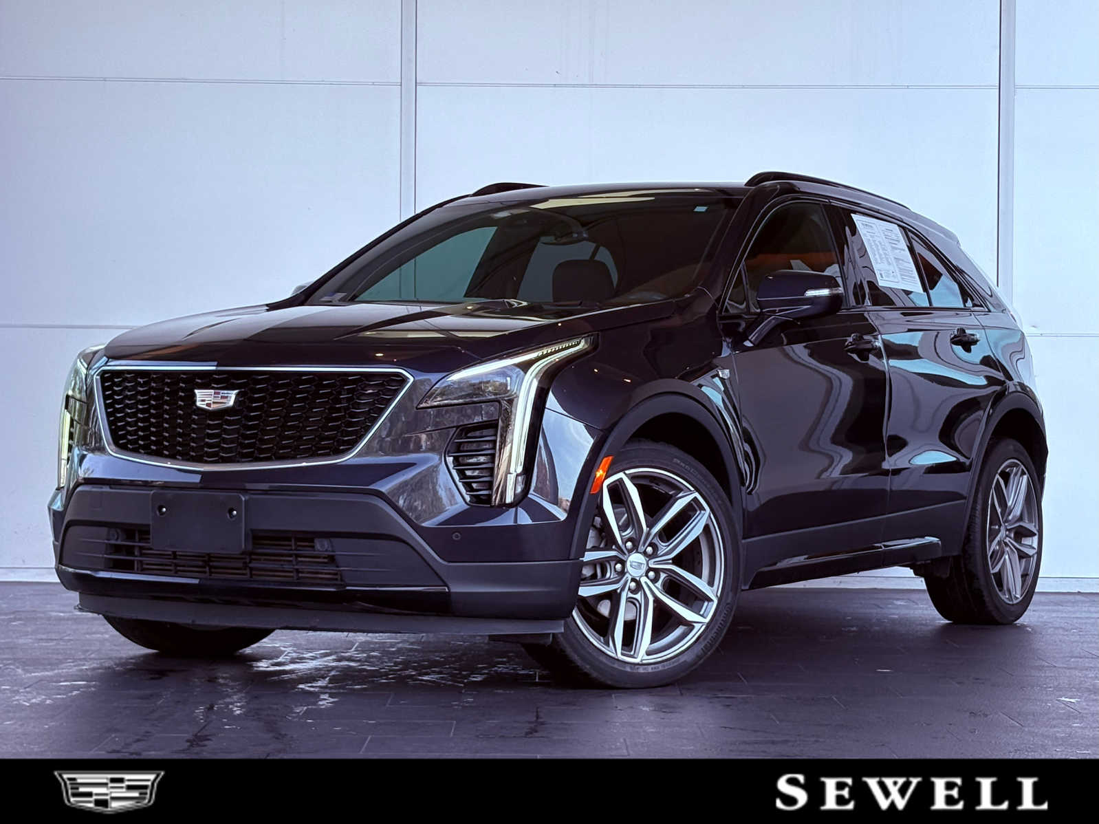 2023 Cadillac XT4 Sport's photo