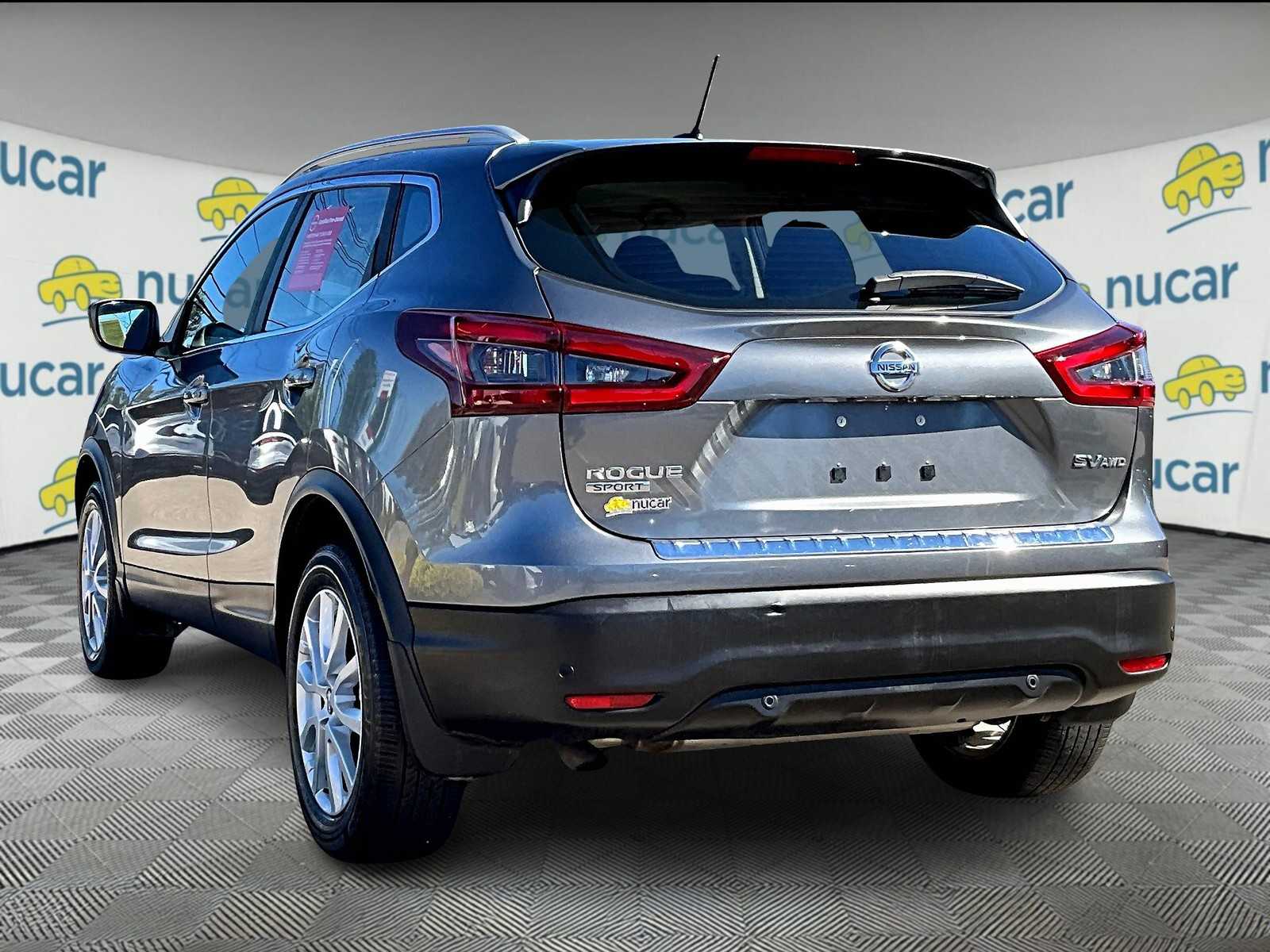 2021 Nissan Rogue Sport SV photo 4