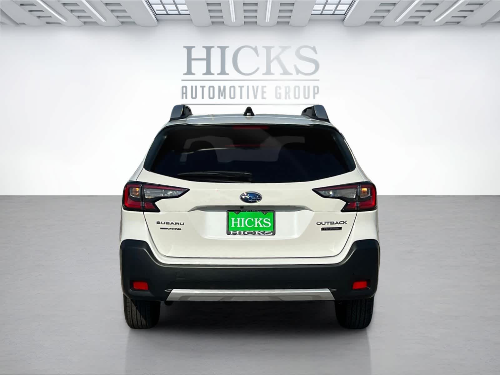 2025 Subaru Outback Touring photo 4