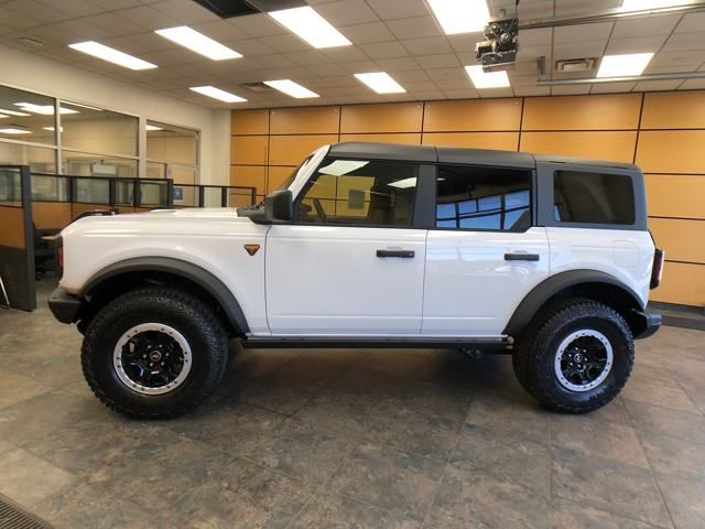 2025 Ford Bronco Badlands photo 4