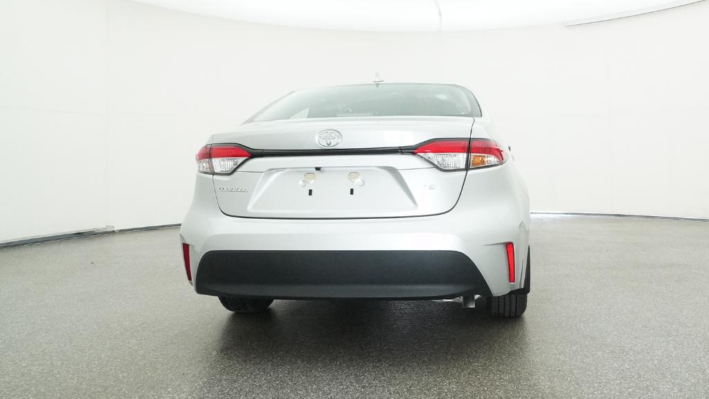 2025 Toyota Corolla LE photo 17