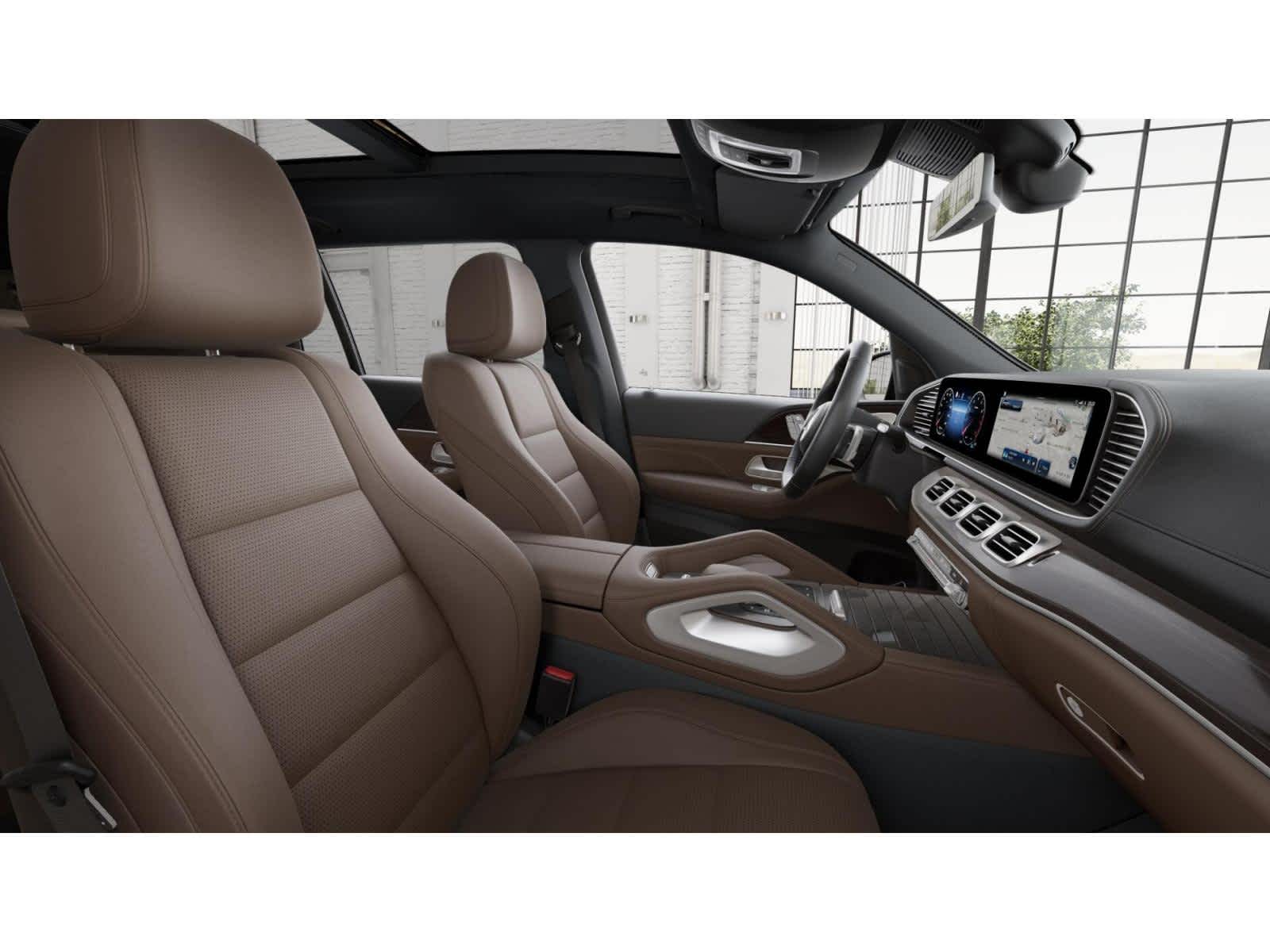 2025 Mercedes Benz GLS 450 4MATIC photo 3