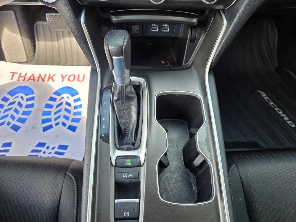 2021 Honda Accord LX photo 14