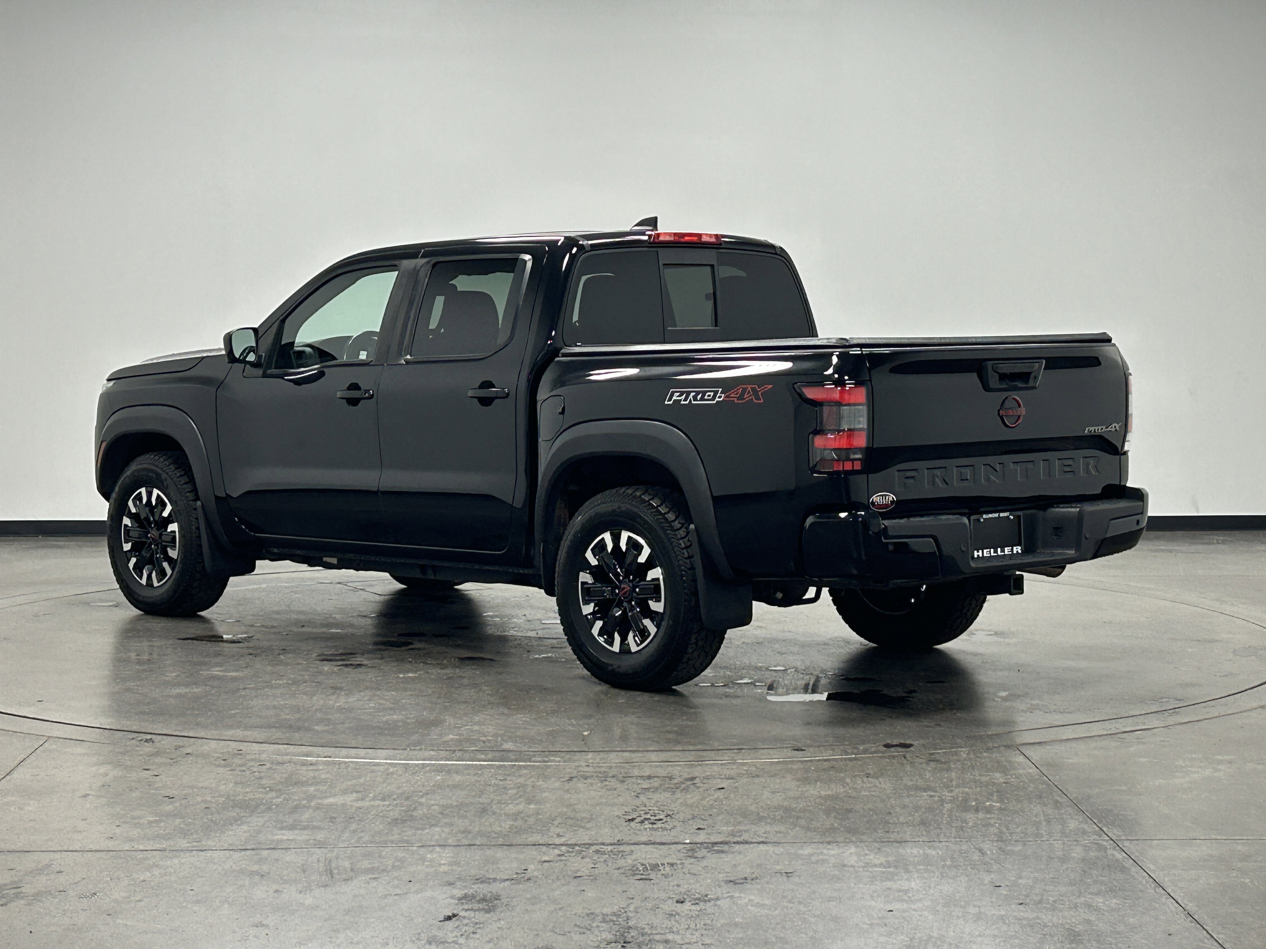2022 Nissan Frontier PRO-4X photo 4