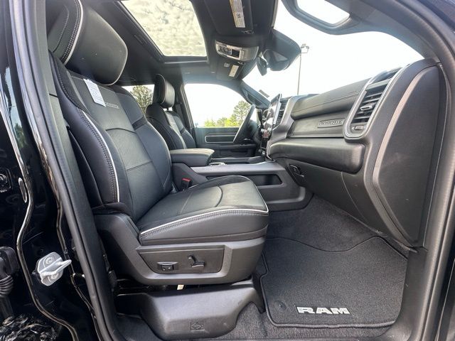 2025 Ram 2500 Laramie photo 30