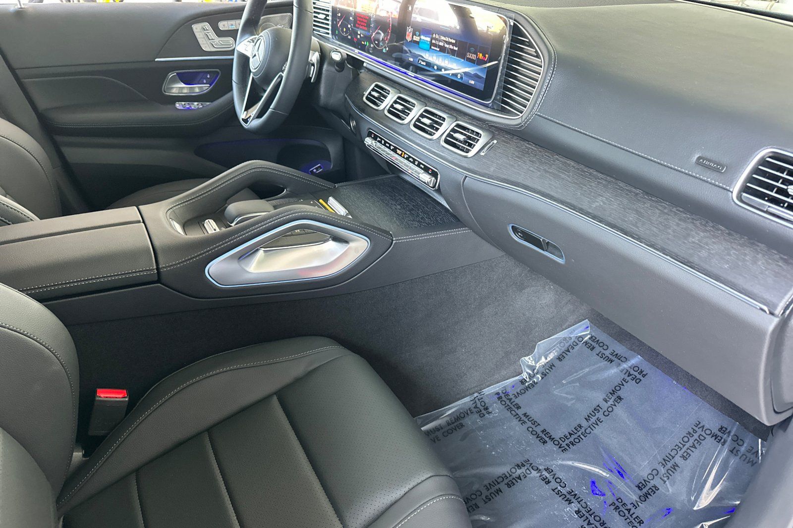 2025 Mercedes Benz GLS 450 4MATIC photo 15