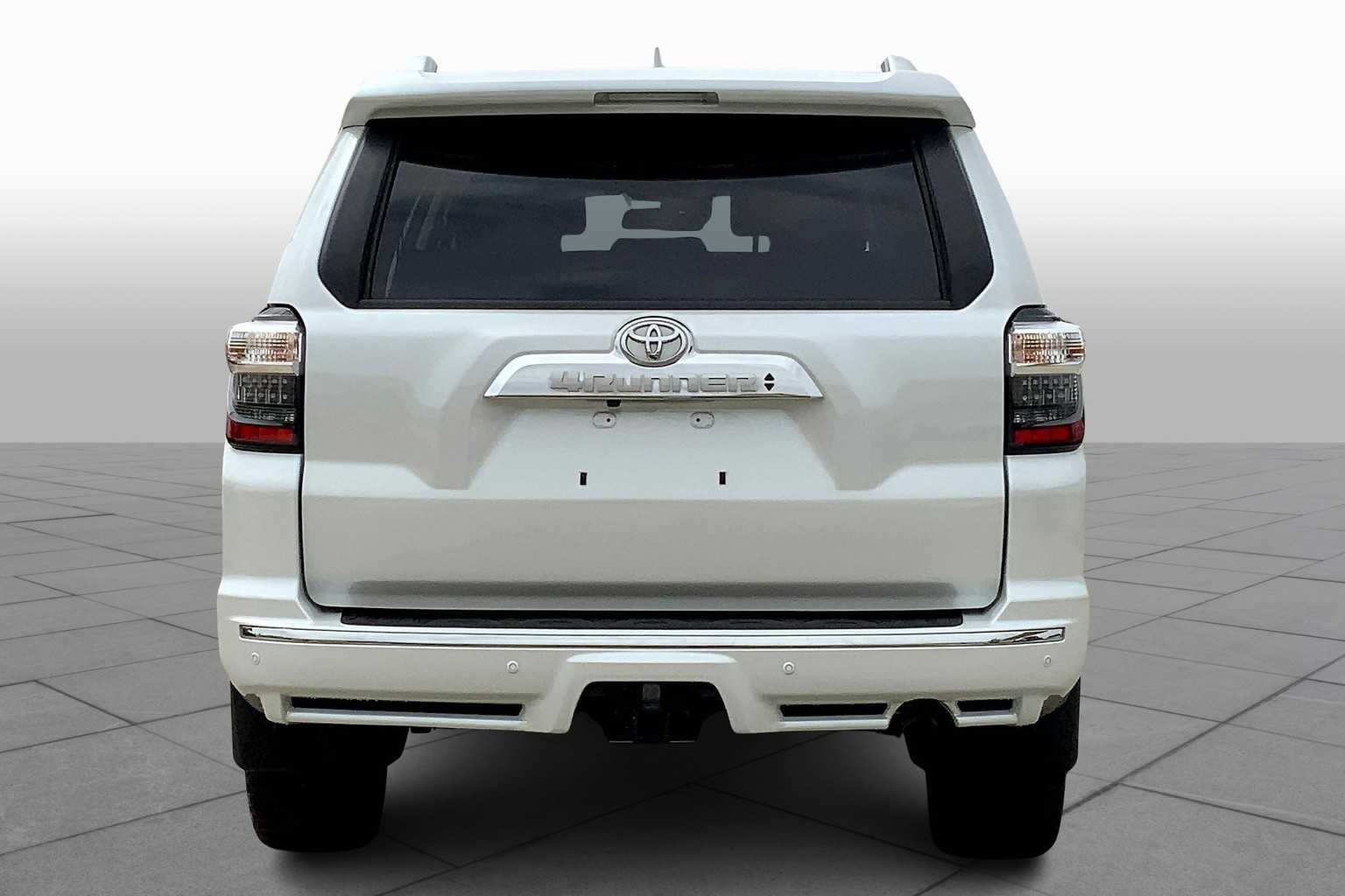 2024 Toyota 4Runner Limited photo 4