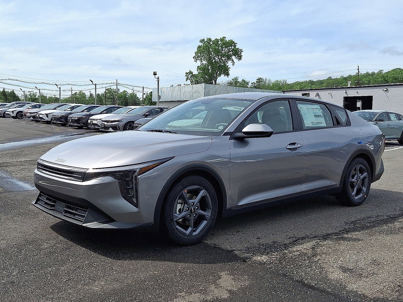 2025 Kia K4 LXS photo 3
