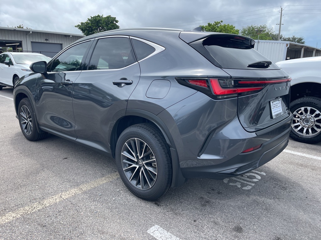 2025 Lexus NX Premium photo 5