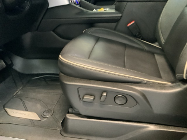 2023 Gmc Yukon SLT photo 15
