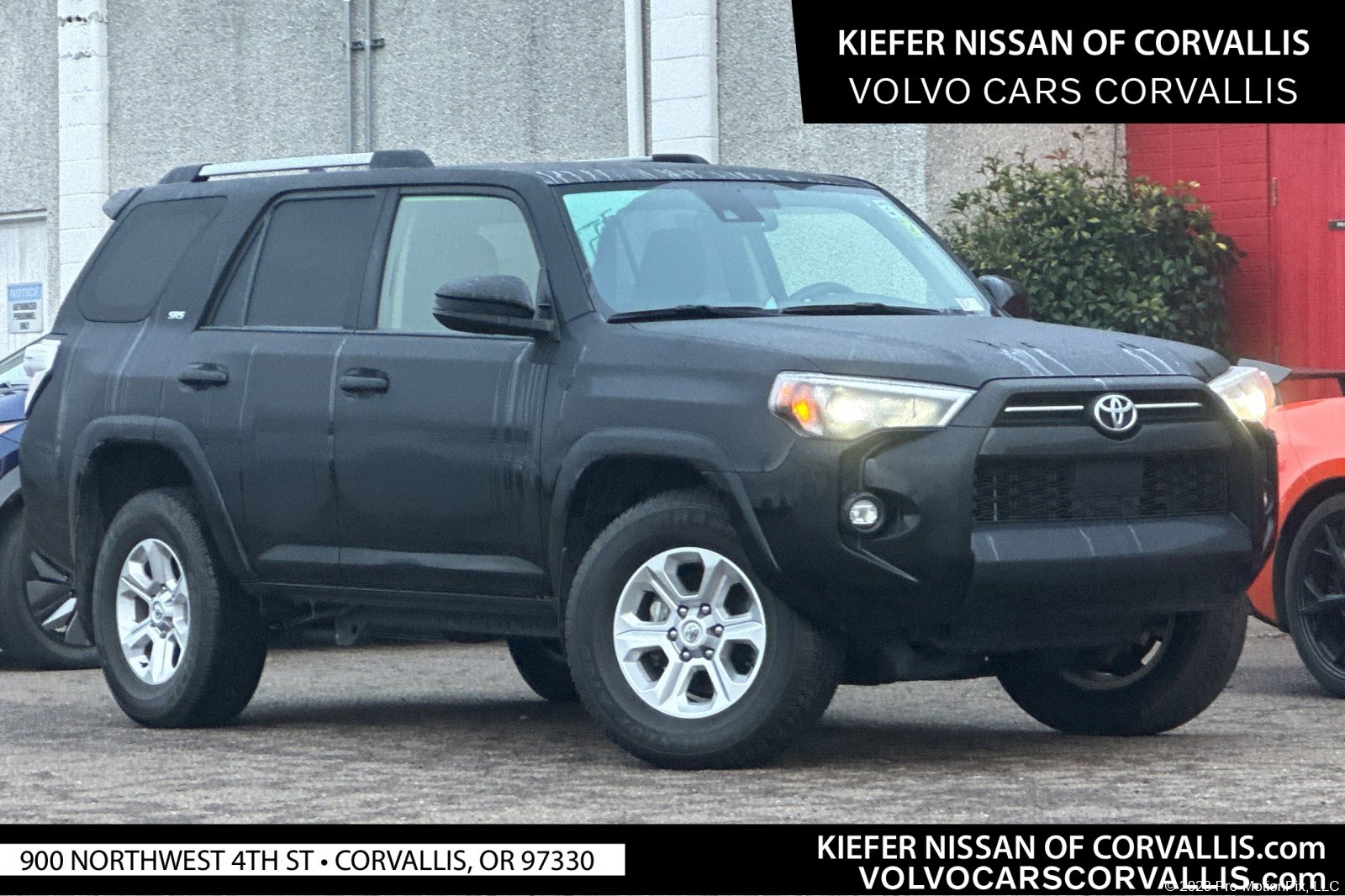 2024 Toyota 4Runner SR5's photo