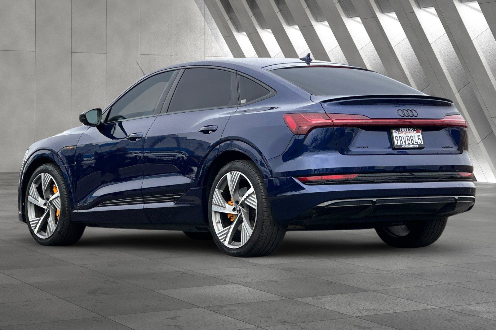 2022 Audi e-tron Sportback S line Prestige photo 4